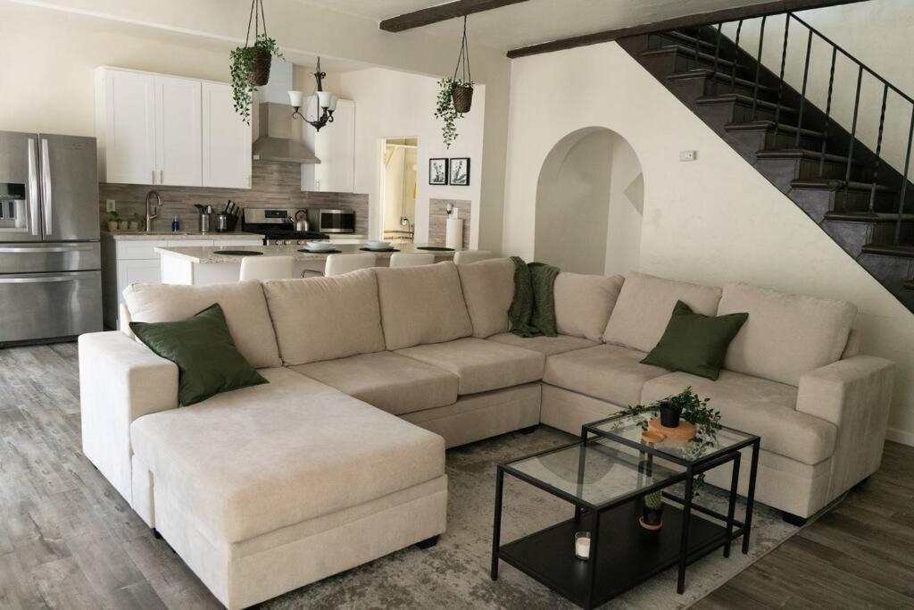 Spacious 2-Bedroom Unit In Hollywood Los Angeles Eksteriør billede